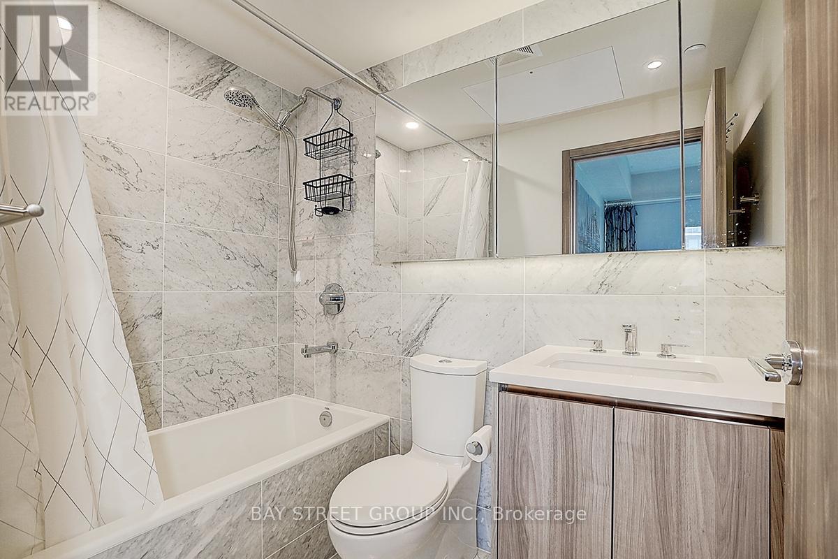 #2512 95 MCMAHON DRIVE - Image 33