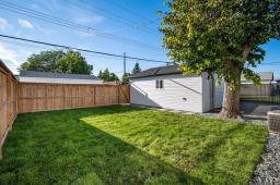 402 Whitegates Crescent, Winnipeg, MB R3K1L8 Photo 34