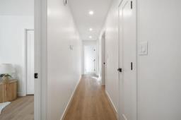 4pc Bathroom - 402 Whitegates Crescent, Winnipeg, MB R3K1L8 Photo 13