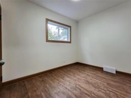 211 Sutherland Avenue, Selkirk, MB R1A0M2 Photo 18