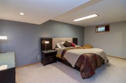 15 Sheffley Court, Winnipeg, MB R3P1S2 Photo 32
