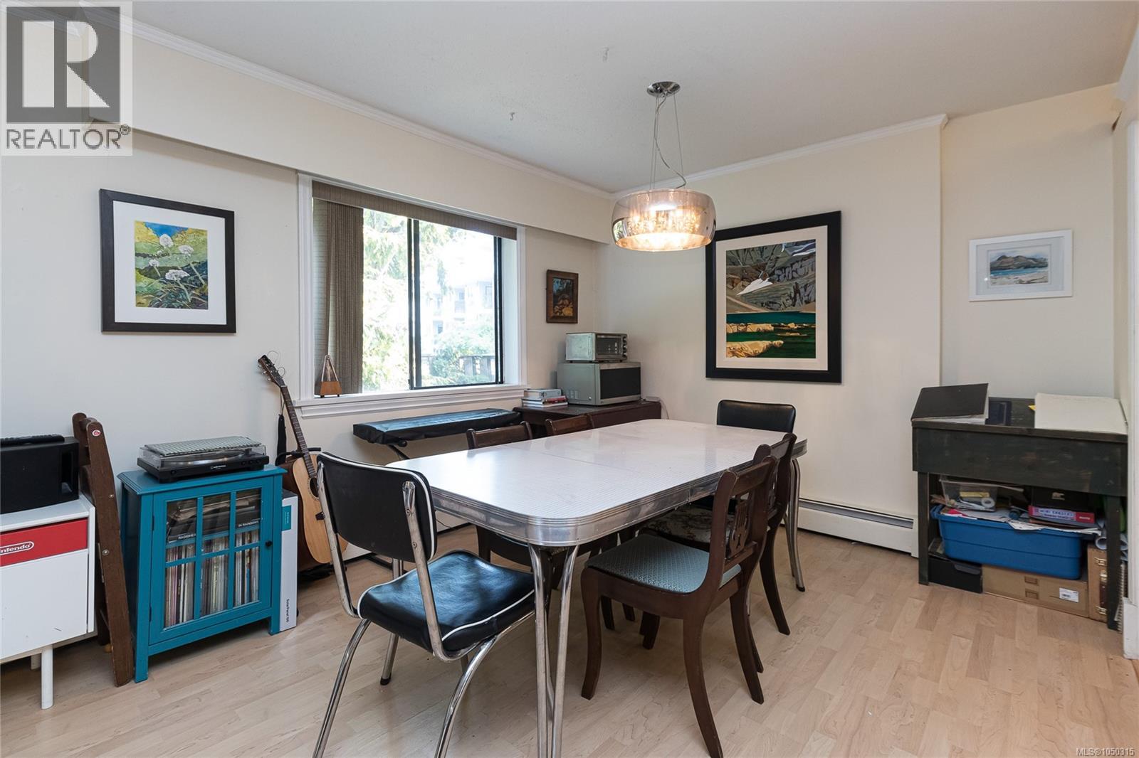 101 1050 Park Boulevard, Victoria