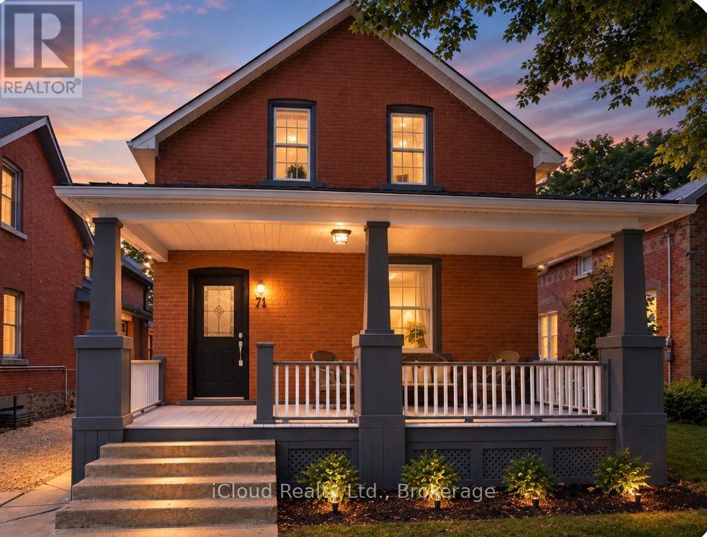 Property for sale at 71 OSPREY STREET S