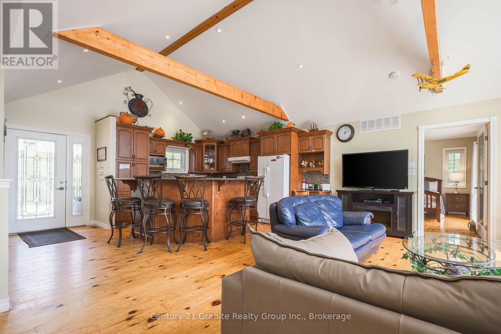 15190 HIGHWAY 118 - Image 12