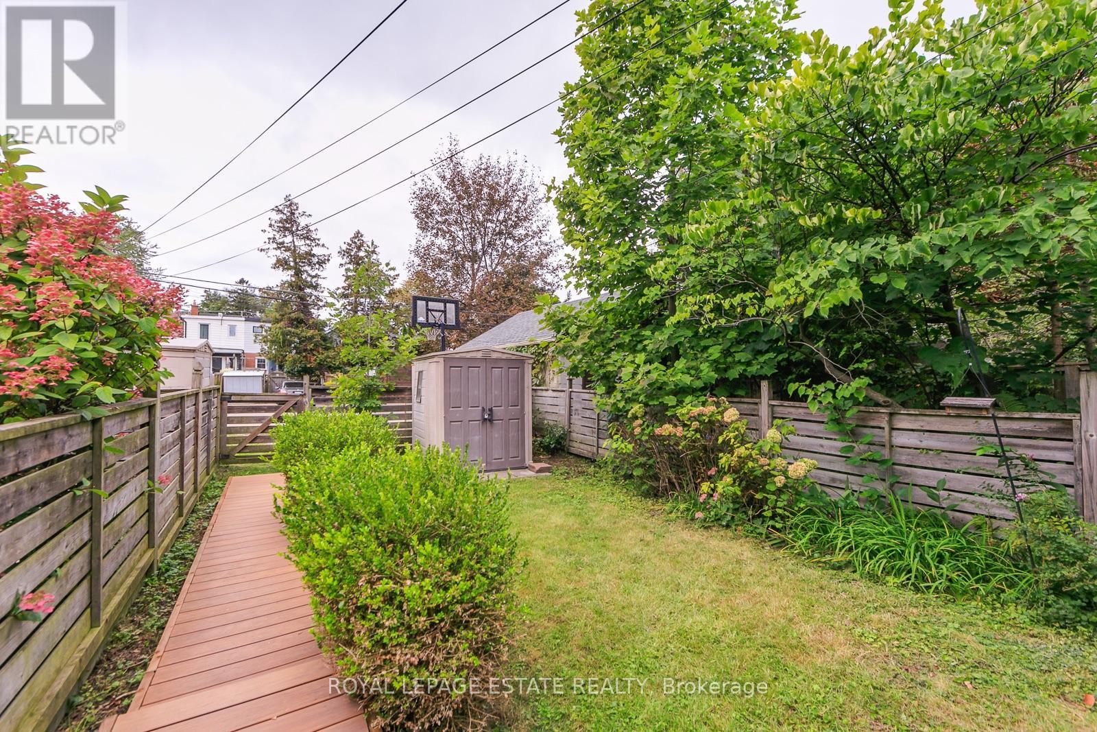 98 MALVERN AVENUE N - 39