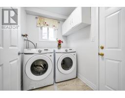 3 Griffen Place, Whitby, ON L1R2N5 Photo 19