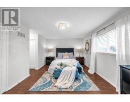 3 Griffen Place, Whitby, ON L1R2N5 Photo 22