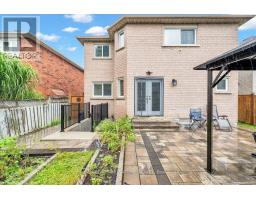3 Griffen Place, Whitby, ON L1R2N5 Photo 40