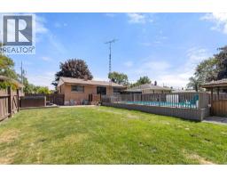 23 Queensway Drive, Chatham, ON N7M4G3 Photo 34