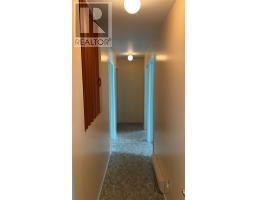 22 MacNeil Crescent thumbnail 13