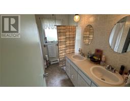 22 MacNeil Crescent thumbnail 14