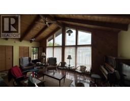 22 MacNeil Crescent thumbnail 6