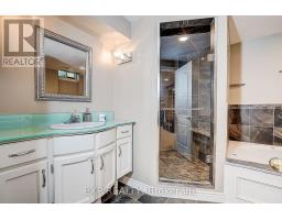 499 Silken Laumann Drive, Newmarket, ON L3X2H9 Photo 33