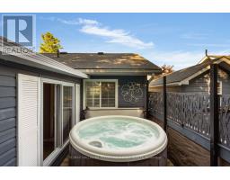 18 Temagami Trail, Wasaga Beach, ON L9Z1X7 Photo 12