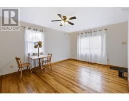 17 East Pleasant Street, Amherst, NS B4H1M6 Photo 14