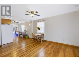 17 East Pleasant Street, Amherst, NS B4H1M6 Photo 16