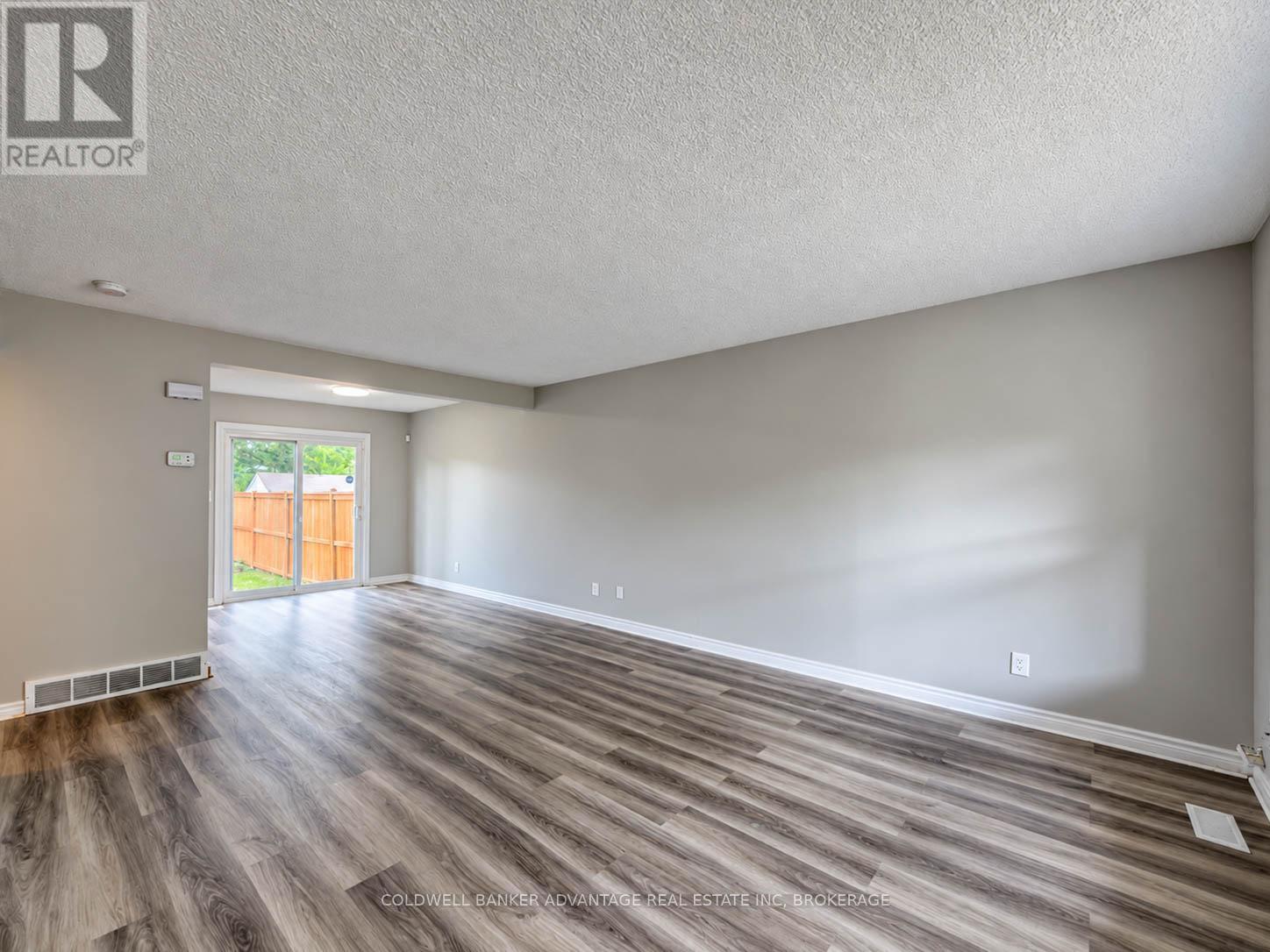 112 NORTHGATE DRIVE - Image 11
