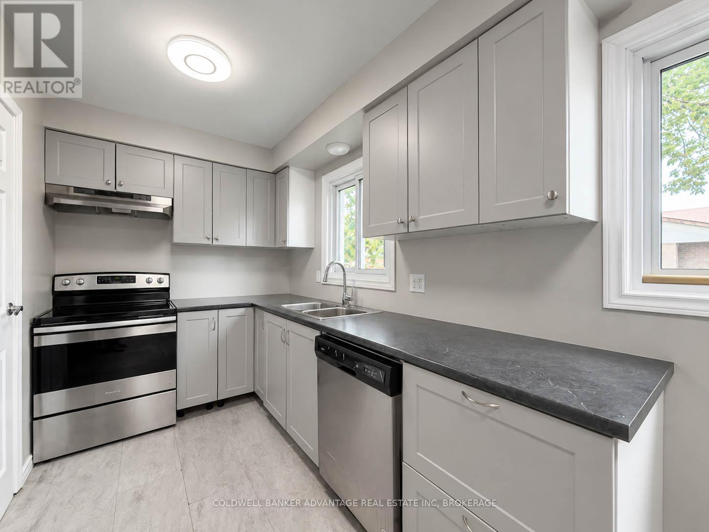 112 NORTHGATE DRIVE - 8
