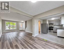 112 Northgate Drive, Welland, ON L3C5Y5 Photo 7