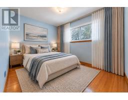 21 Debby Court, Toronto, ON M9N2L7 Photo 12