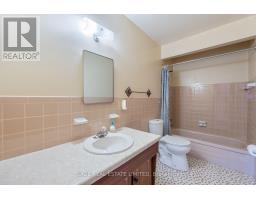 21 Debby Court, Toronto, ON M9N2L7 Photo 30