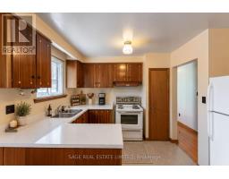 21 Debby Court, Toronto, ON M9N2L7 Photo 8