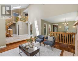 Living room - 21 Stone Sound, Scugog, ON L9L1P5 Photo 7