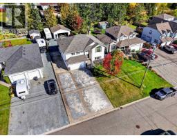 Living room of 2564 BERNARD ROAD · Prince George, BC