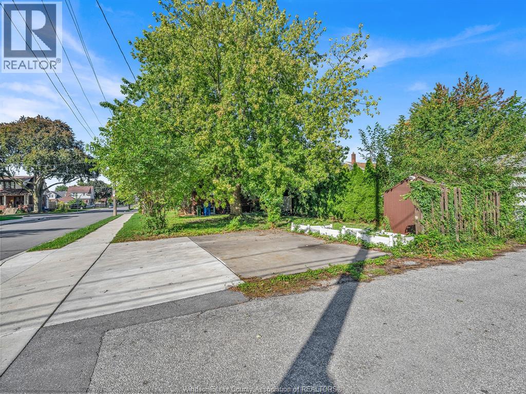 1396 Moy AVENUE - 33