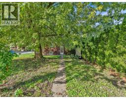 1396 Moy Avenue, Windsor, ON N8X4S6 Photo 35