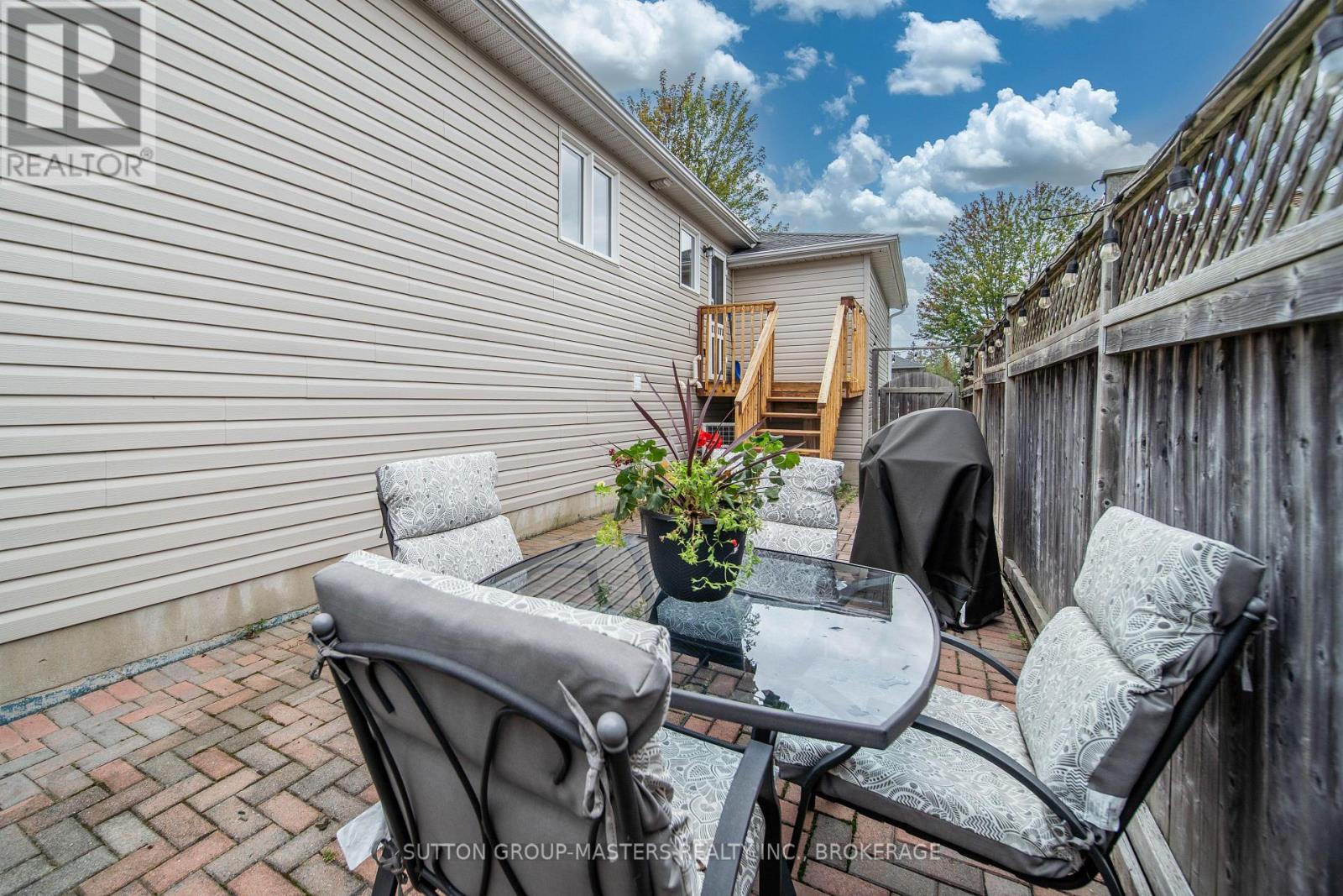 1460 ALBANY DRIVE - Image 27