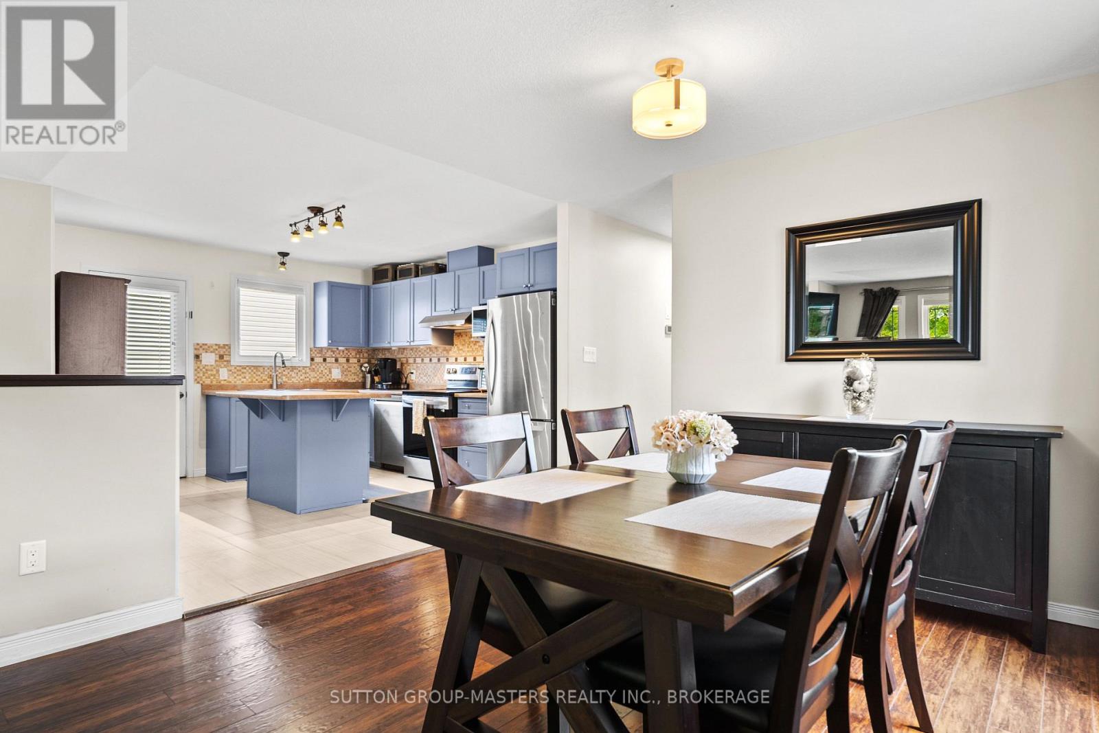 1460 ALBANY DRIVE - 6