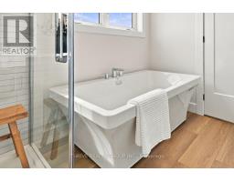 9887 Eric Street, Lambton Shores, ON N0M2N0 Photo 25