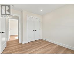 9887 Eric Street, Lambton Shores, ON N0M2N0 Photo 33