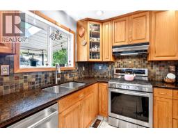 615 Dominion Street, Kamloops, BC V2C2X6 Photo 71