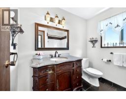 615 Dominion Street, Kamloops, BC V2C2X6 Photo 82