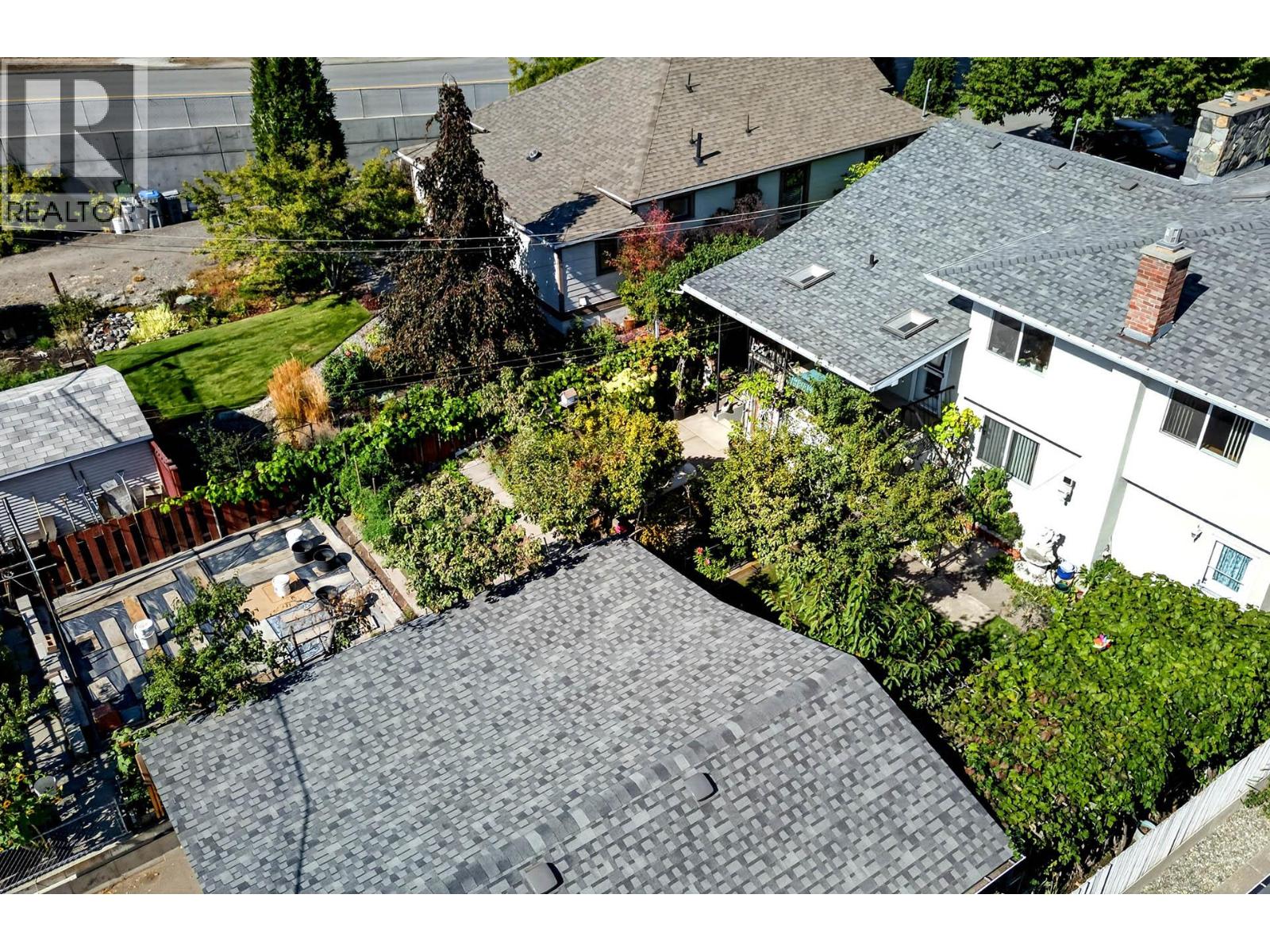 615 Dominion Street - 2