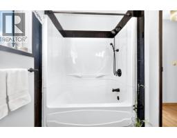 615 Dominion Street, Kamloops, BC V2C2X6 Photo 83