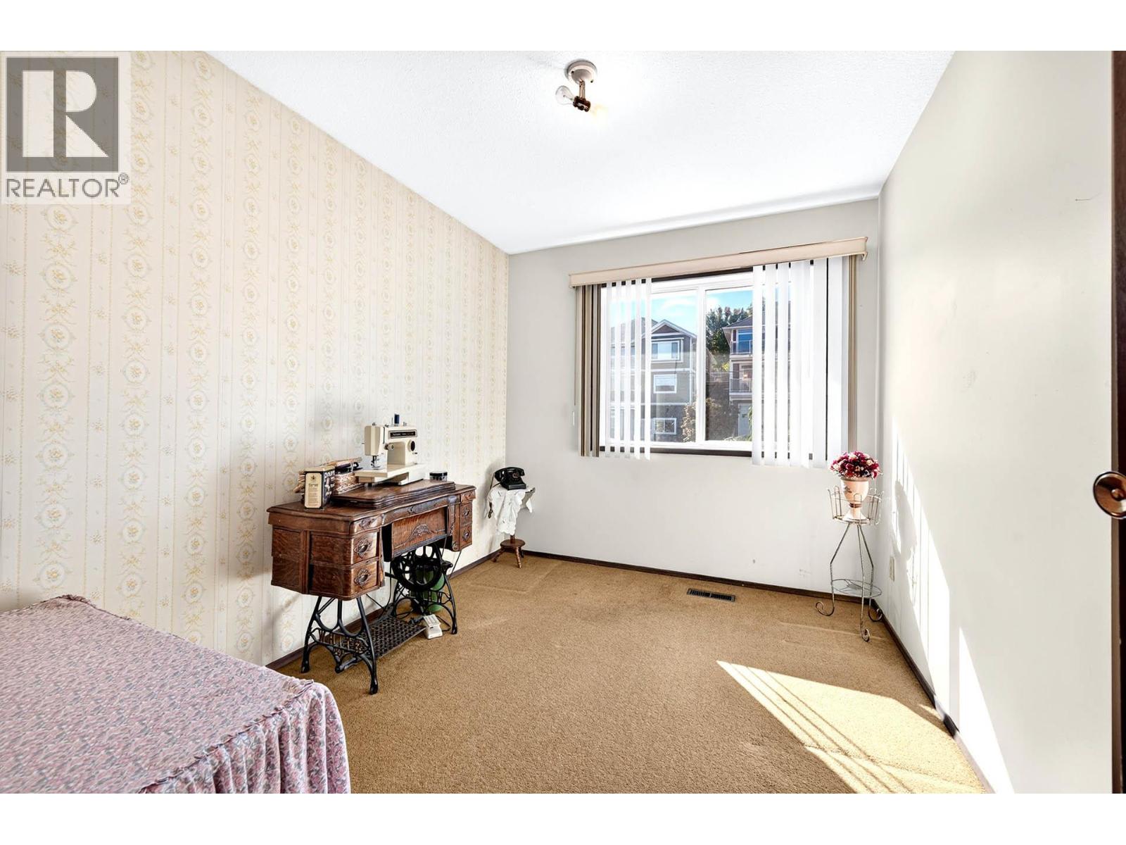 615 Dominion Street - 16