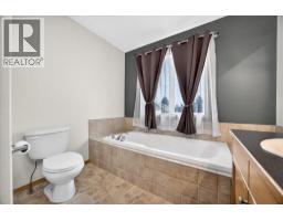 2745 Coopers Manor Sw, Airdrie, AB T4B3J8 Photo 23