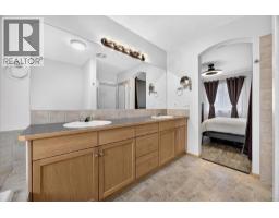 2745 Coopers Manor Sw, Airdrie, AB T4B3J8 Photo 22