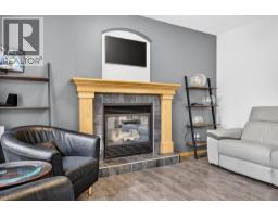 Primary Bedroom - 2745 Coopers Manor Sw, Airdrie, AB T4B3J8 Photo 8