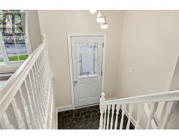 98 Rickenbacker Road thumbnail 2