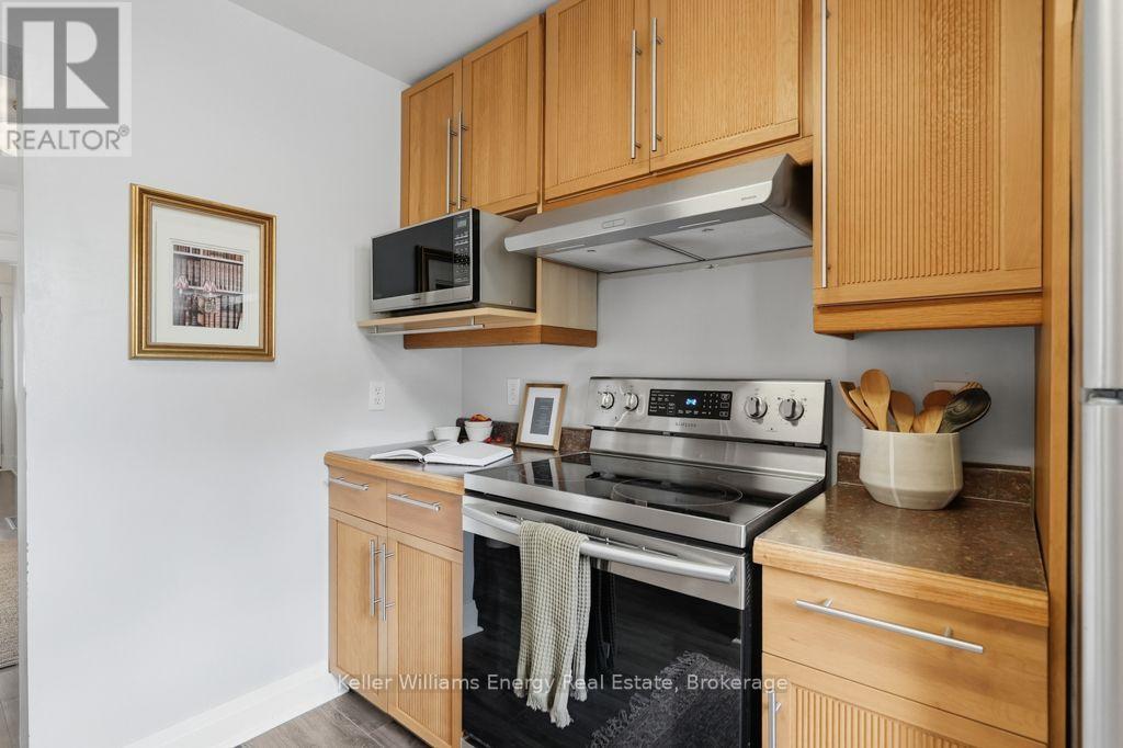 254 BURK STREET - 16