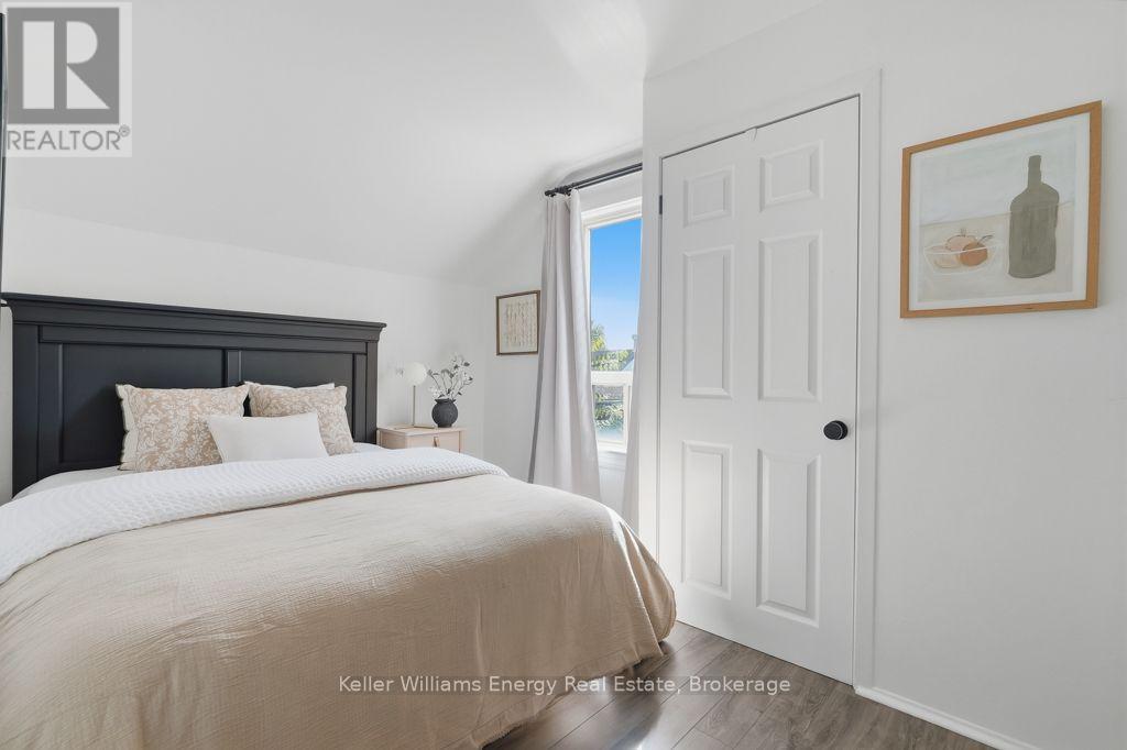 254 BURK STREET - 17