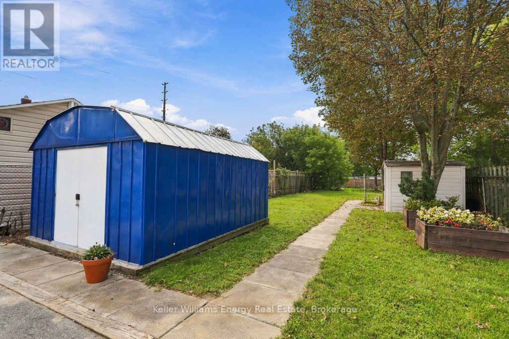 254 BURK STREET - 34