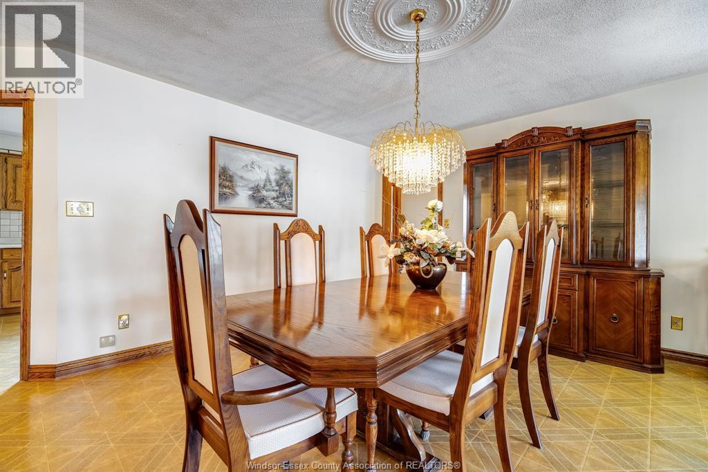 5 Lucy CRESCENT - 5