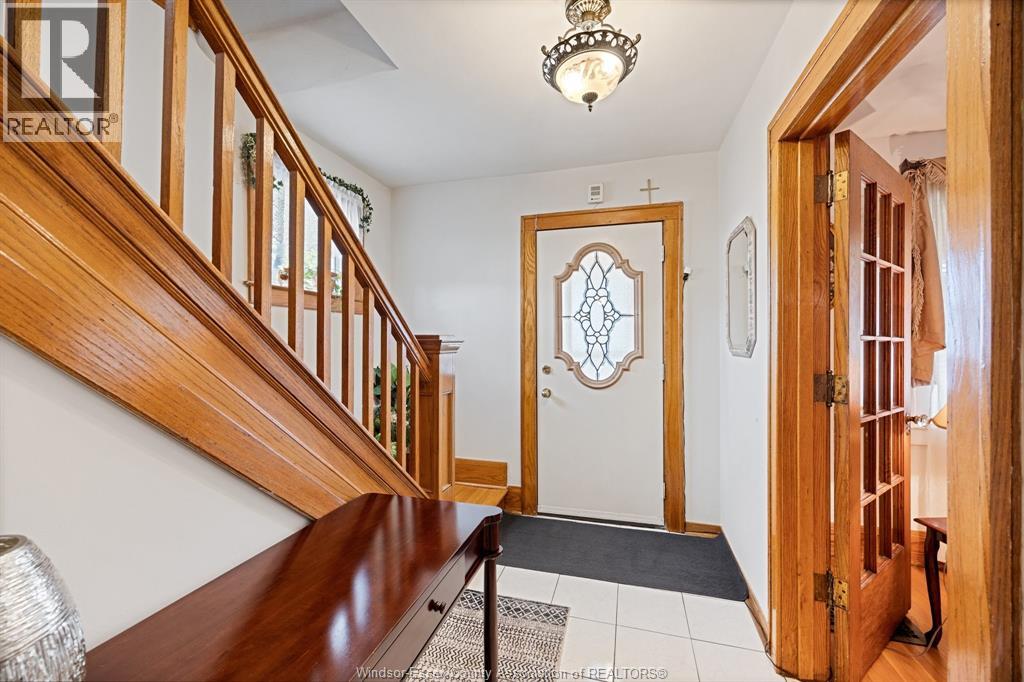 1863 PILLETTE, Windsor, Ontario, N8T1P2, Windsor, Ontario — photo 5 of 5