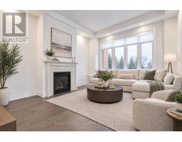 71 Maple Fields Circle, Aurora, ON L4G3X6 Photo 11