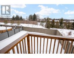 71 Maple Fields Circle, Aurora, ON L4G3X6 Photo 17